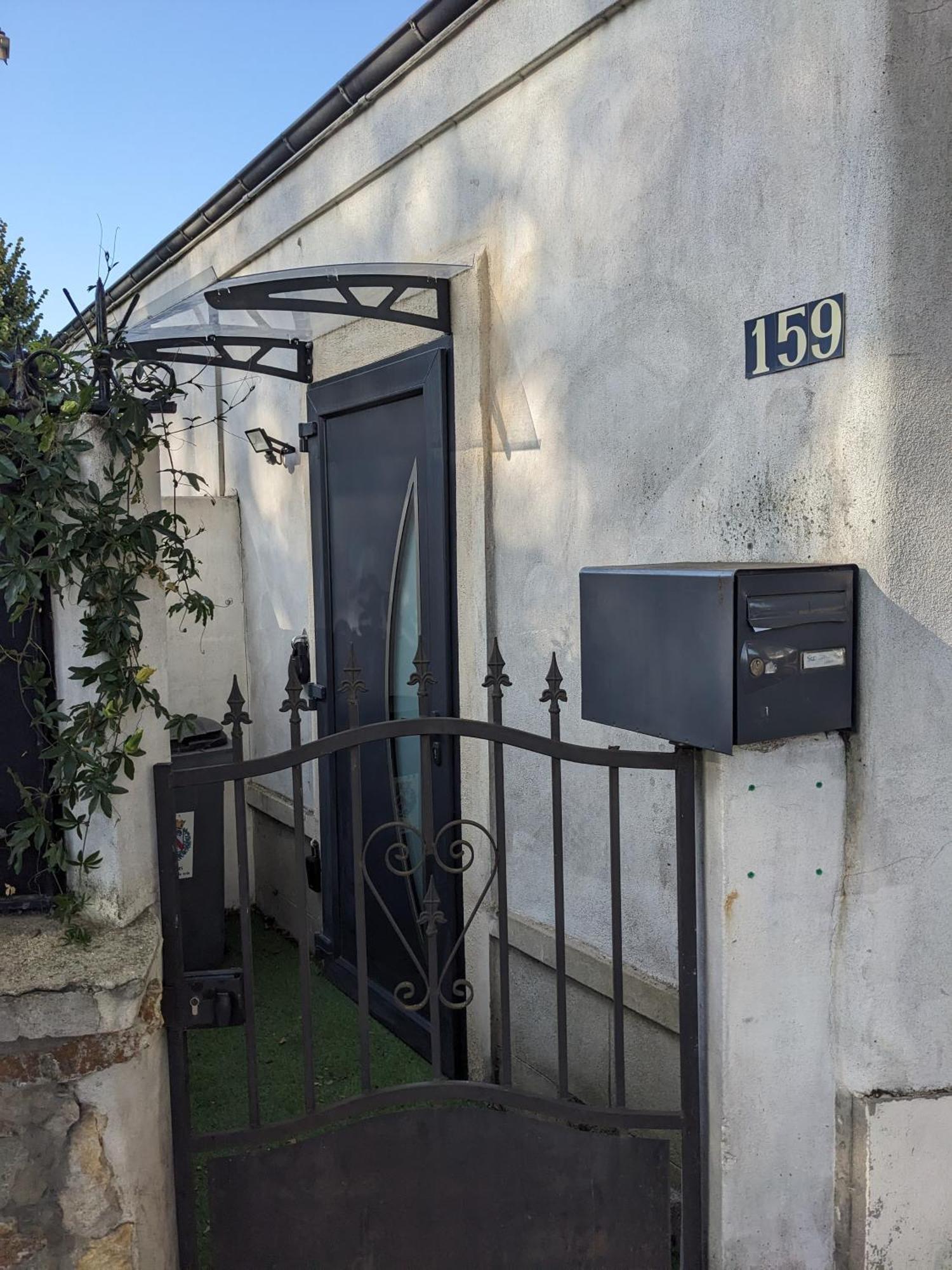 L'Escale Balneo'Romantique - Loveroom - Jacuzzi & Petit Dejeuner Villiers-sur-Marne Buitenkant foto