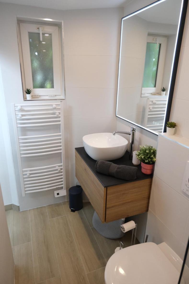 L'Escale Balneo'Romantique - Loveroom - Jacuzzi & Petit Dejeuner Villiers-sur-Marne Buitenkant foto