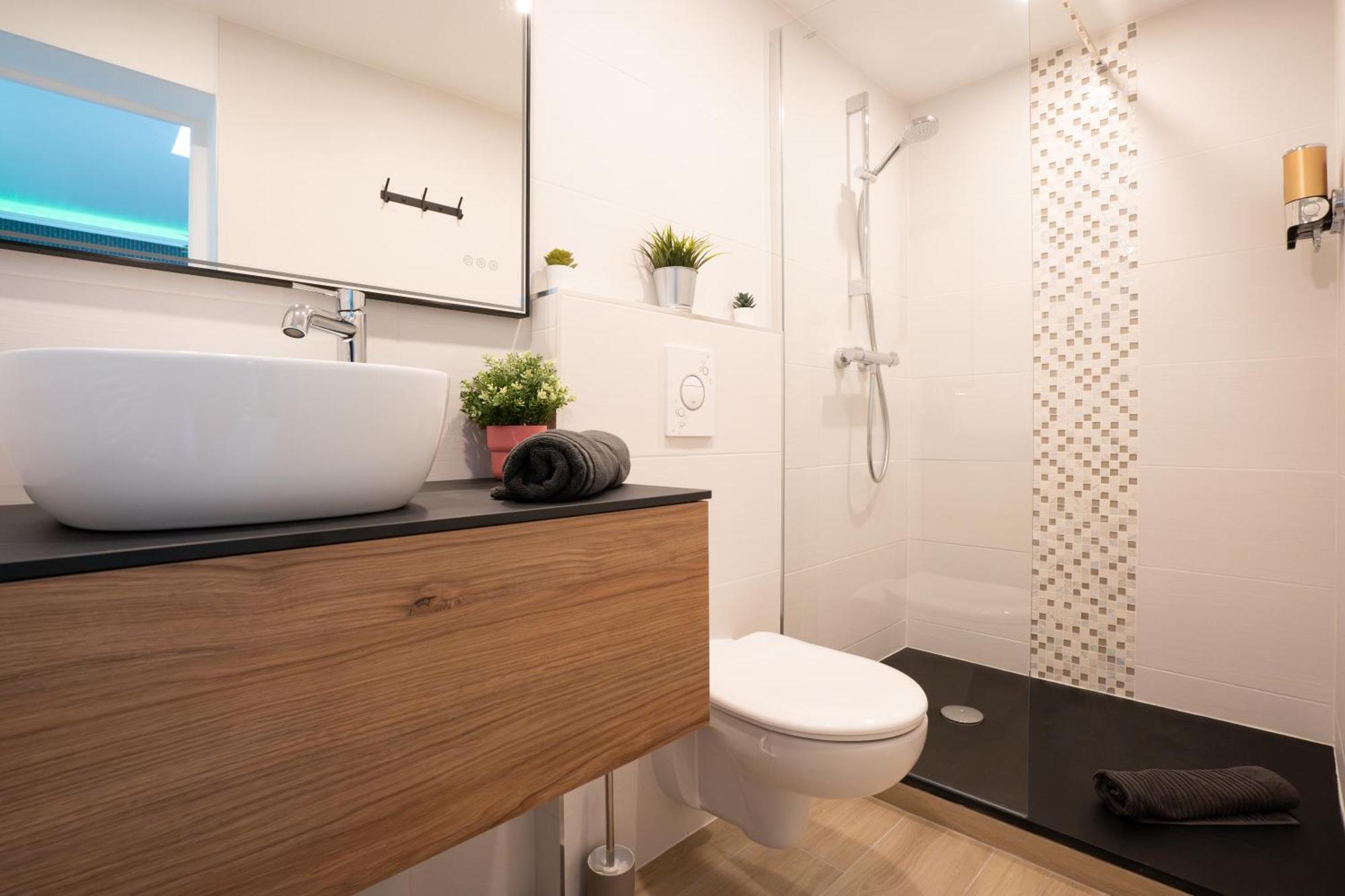 L'Escale Balneo'Romantique - Loveroom - Jacuzzi & Petit Dejeuner Villiers-sur-Marne Buitenkant foto